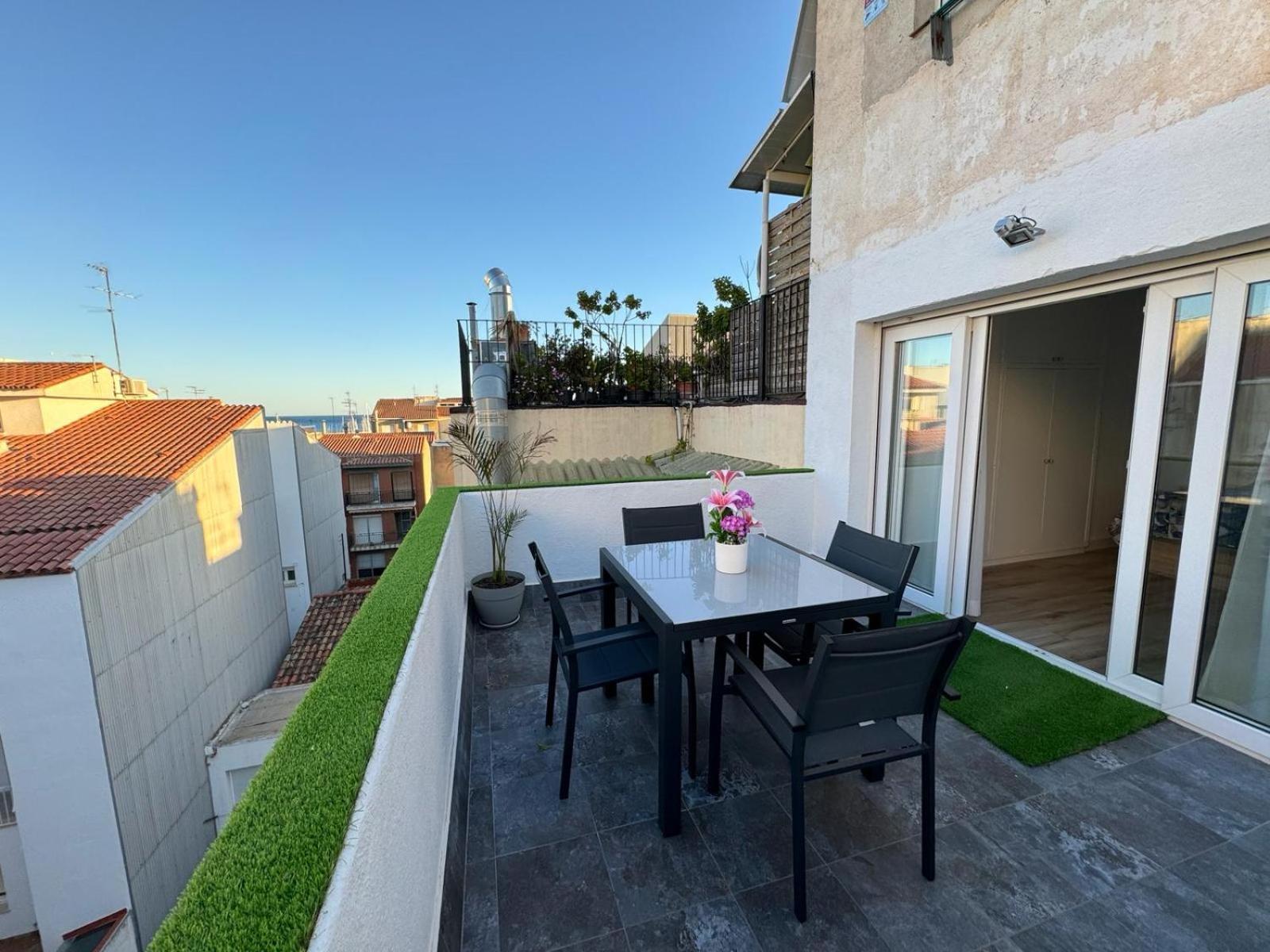 Acogedor Apartamento A 50 Metros Del Mar Cambrils Exterior foto